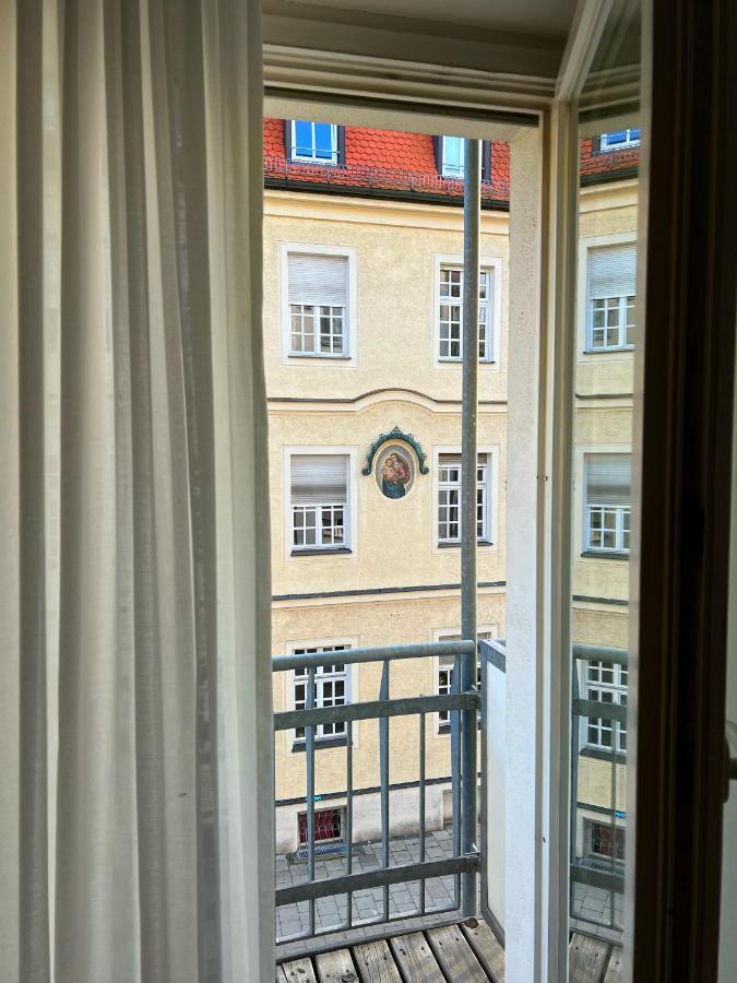 Hotel Prinz Мюнхен Экстерьер фото
